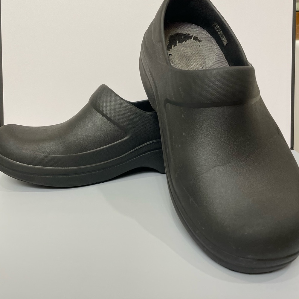 CROCS Black Loafers Slip-Ons Comfortable Everyday Wear